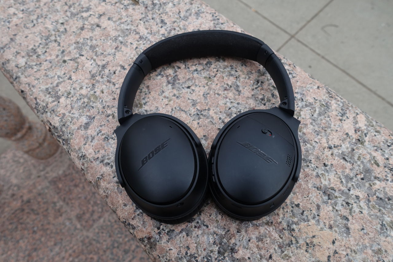 Bose noise-cancelling headphones deals discount official refurbished ...