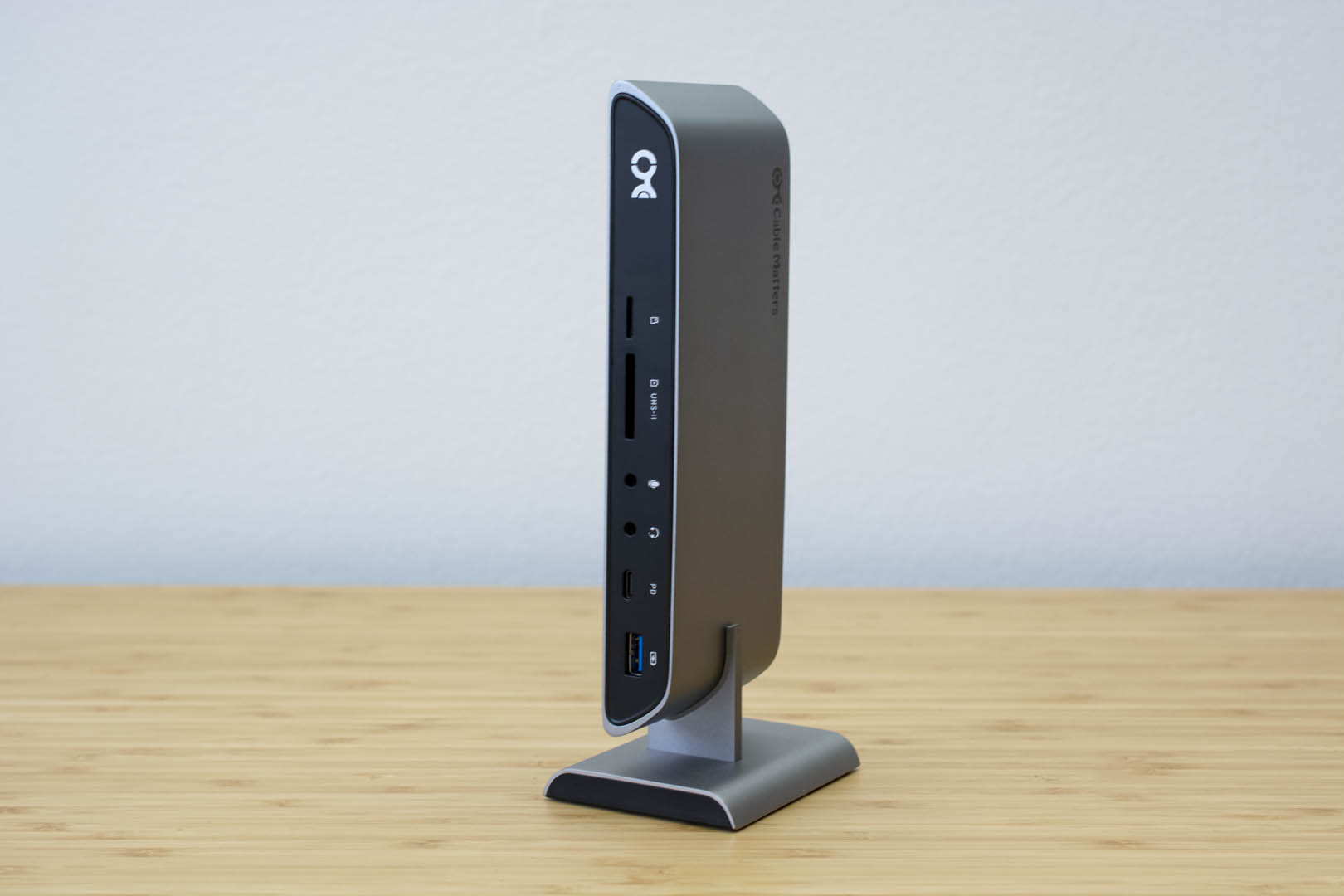 Guidemaster: Picking the right Thunderbolt 3 or USB-C dock for your desk