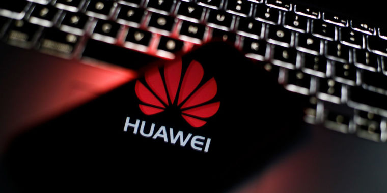 Huawei faces dilemma over Russia links that risk further US sanctions