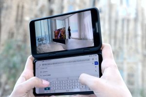 LG DualScreen ブラック とlg-v50本体　simロック解除済です LG DualScreen ブラック とlg-v50本体simロック解除済です