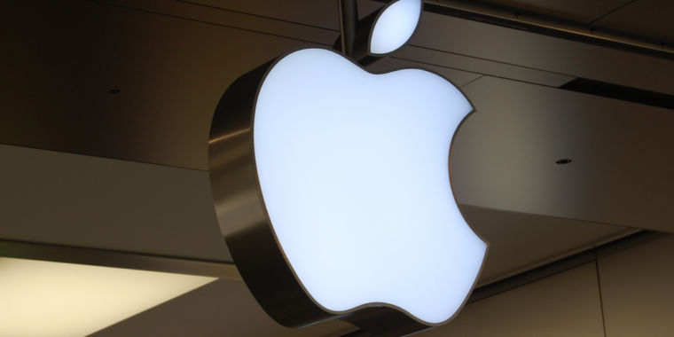 Apple’s insider-trading policy enforcer accused of insider trading