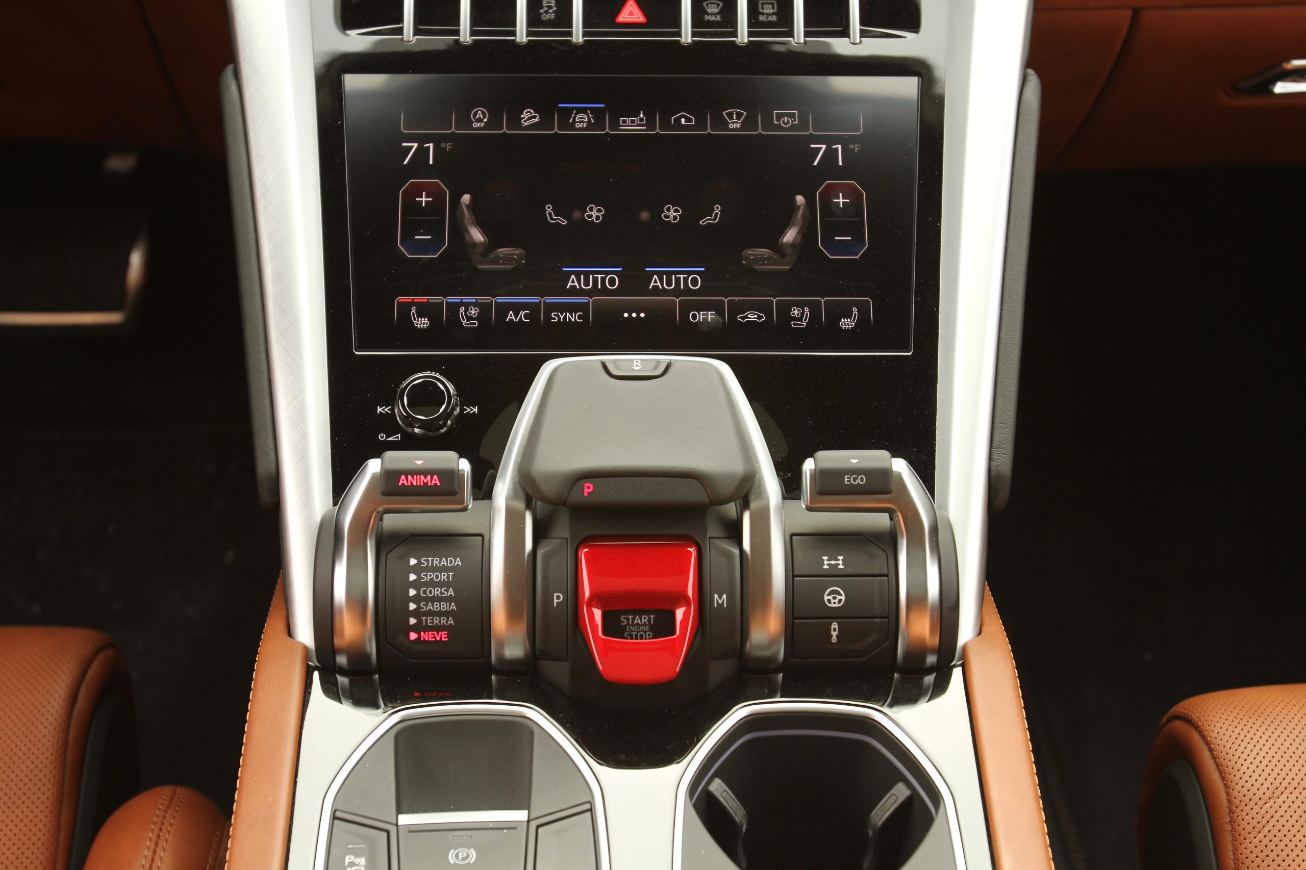 Lamborghini Urus drive mode selector