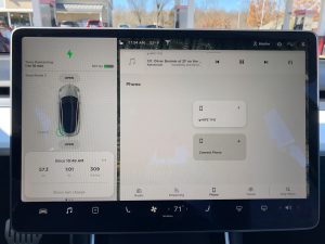 Tesla Model 3 screen