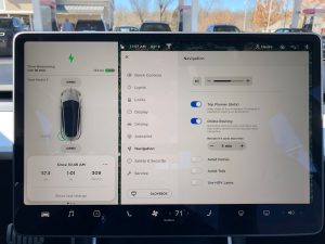 Tesla Model 3 screen