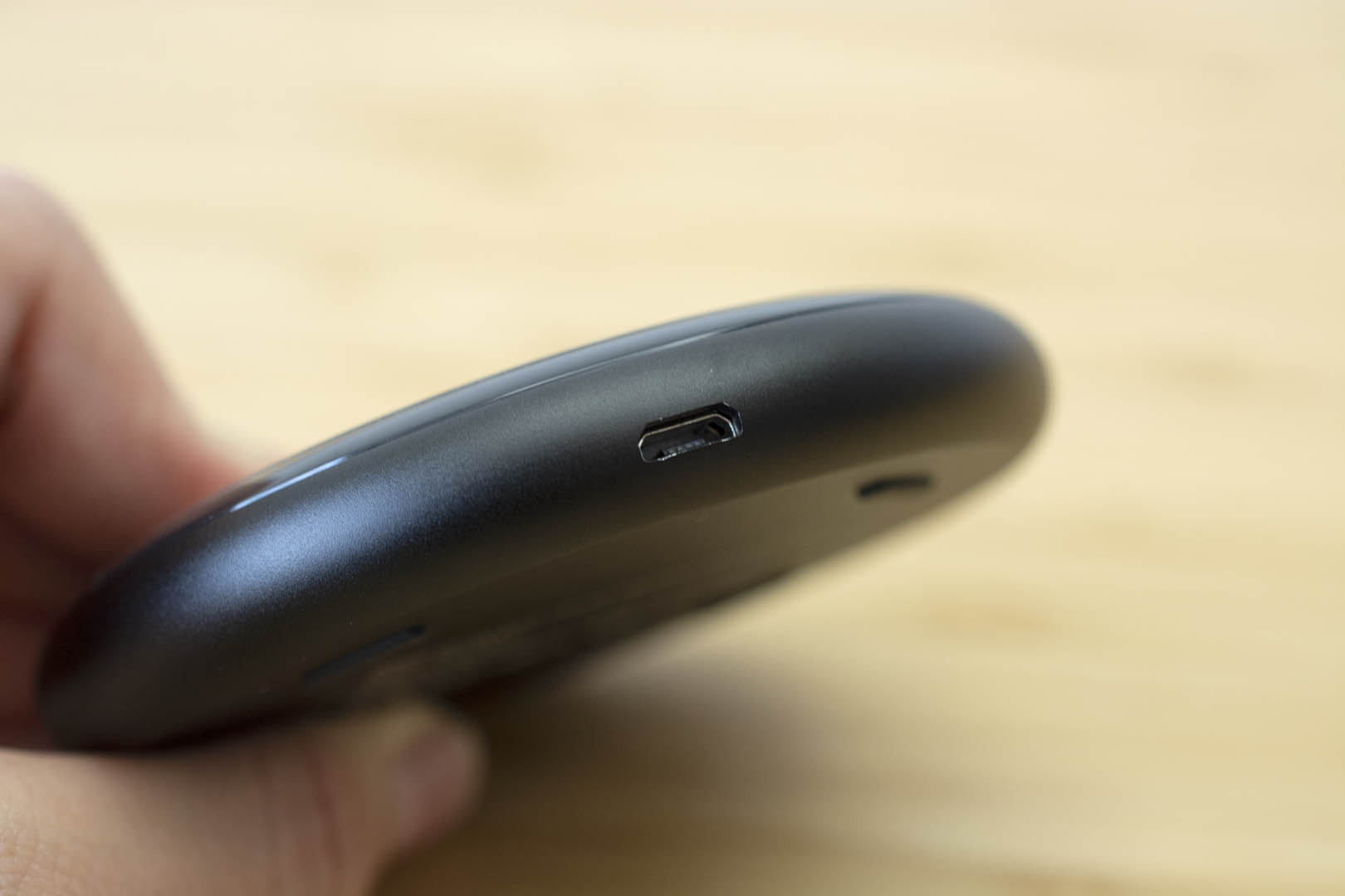Guidemaster: The best Qi wireless charging pads for your smartphone ...