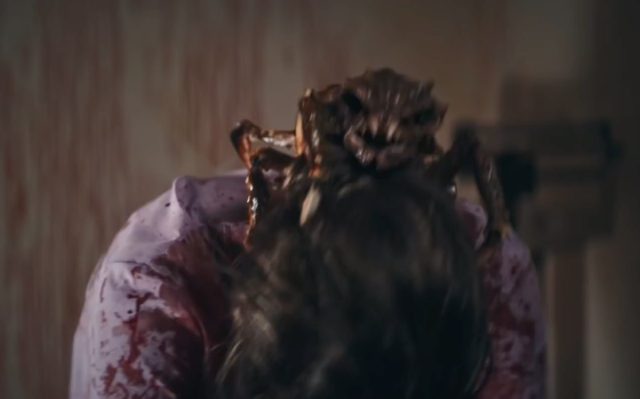 It S Definitely Aliens Teen Girls Save The World In Genre Bending Snatchers Ars Technica