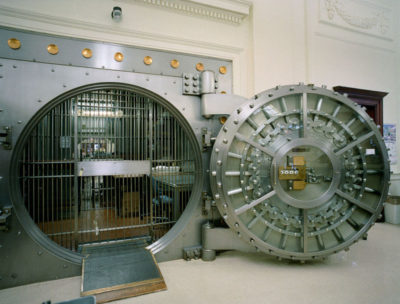 vault-bank-800x608.jpg