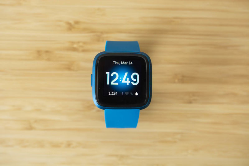 fitbit versa lite not tracking heart rate