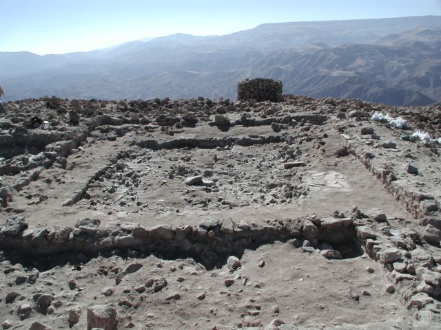 Photo of ruins of ancient Wari brewery