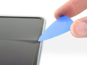 Pictures of the Galaxy Fold.