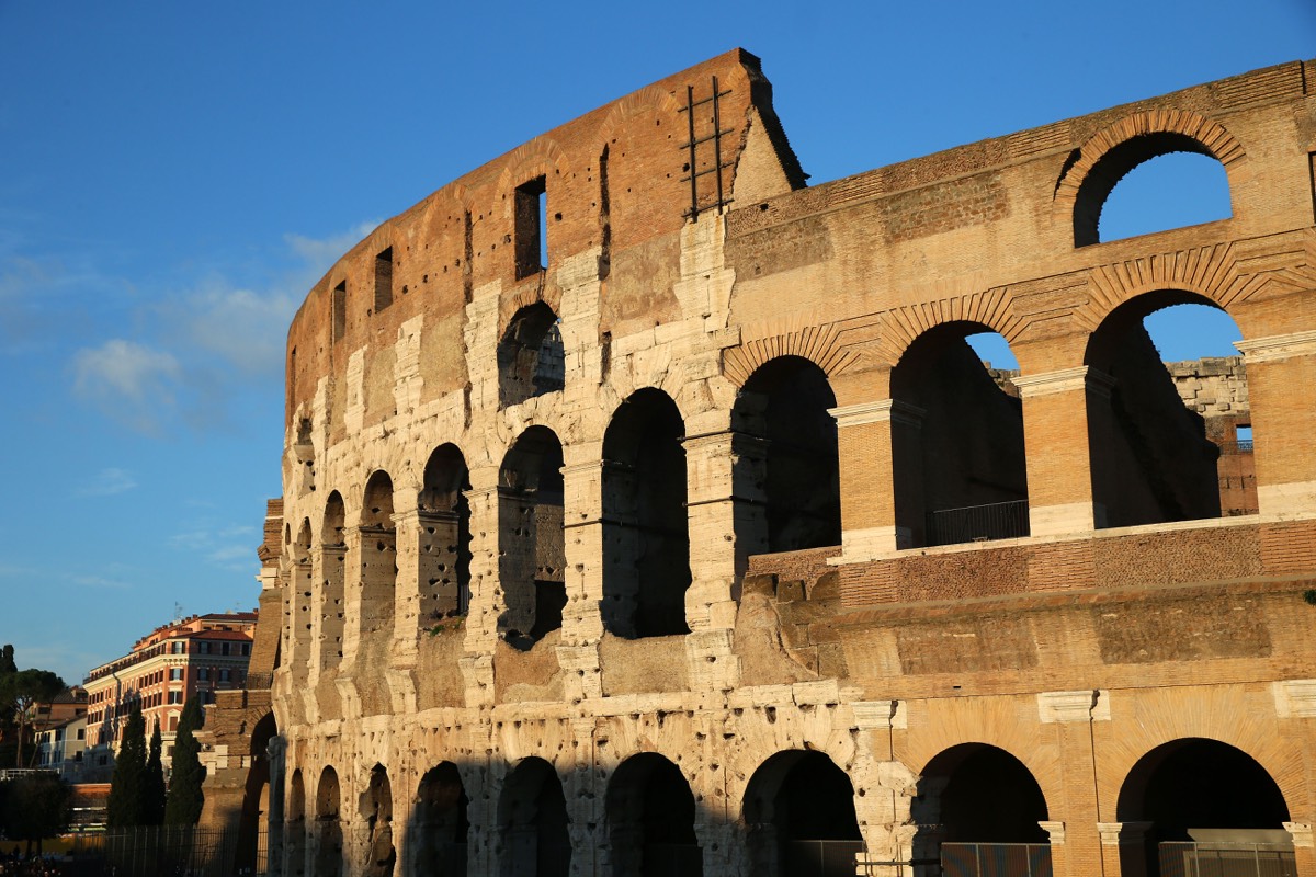 The romans built. Сооружения сделанные варварами.