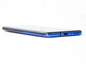 Pictures of the OnePlus 7 Pro.