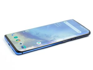 Pictures of the OnePlus 7 Pro.