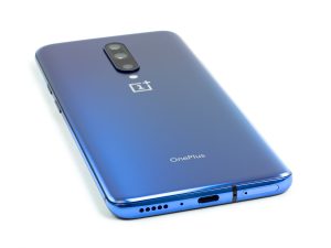 Pictures of the OnePlus 7 Pro.