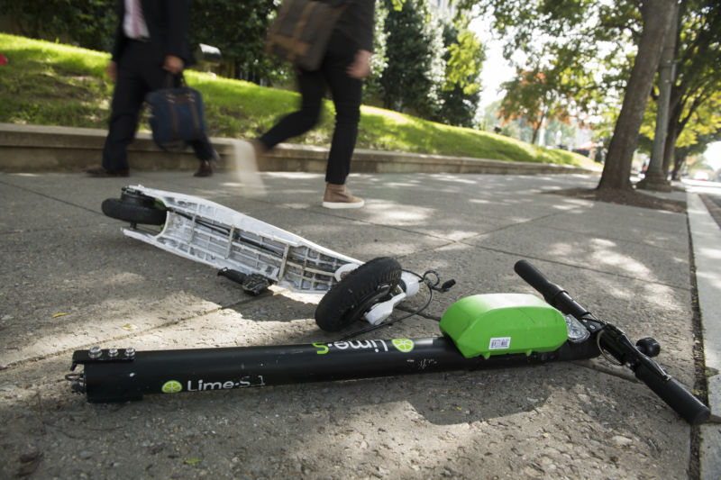 Head injuries and fractures affect e-scooter users as more and more data arrives