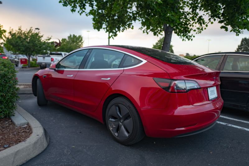 Auto lane change tesla deals model 3