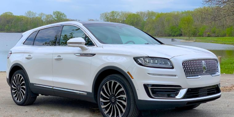 The 2019 Lincoln Nautilus—how does American luxury stack up? | Ars Technica