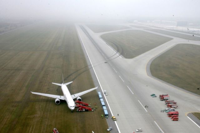 An instrument landing system malfunction caused Singapore Airlines flight SQ327 to slide off the runway shortly after landing in Munich in 2011.