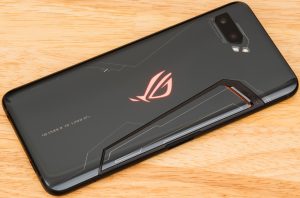 Pictures of the Asus ROG Phone II.