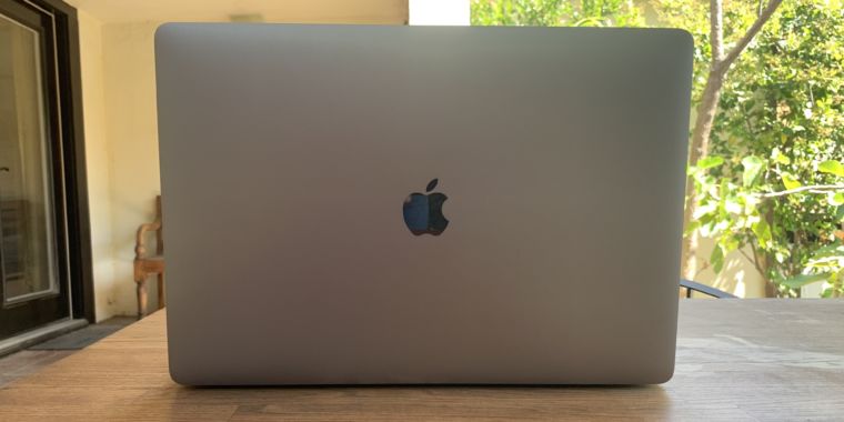 photo of 15-inch MacBook Pro mini-review: How much does Apple’s fastest laptop offer? image