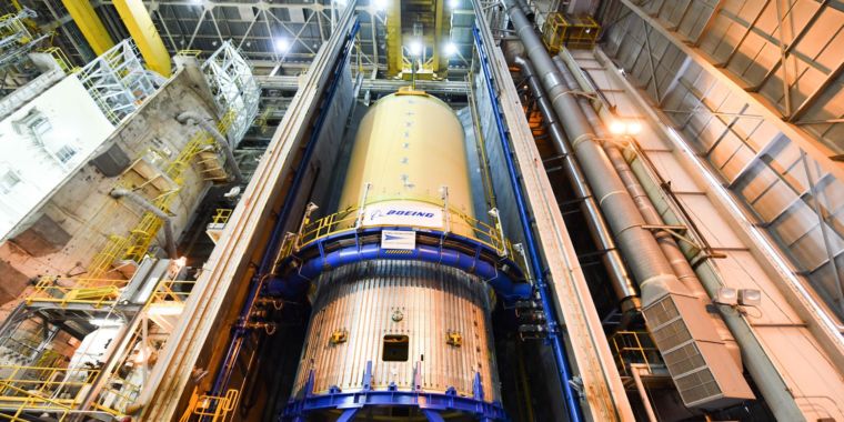 NASA will award Boeing a cost-plus contract for up to 10 SLS rockets