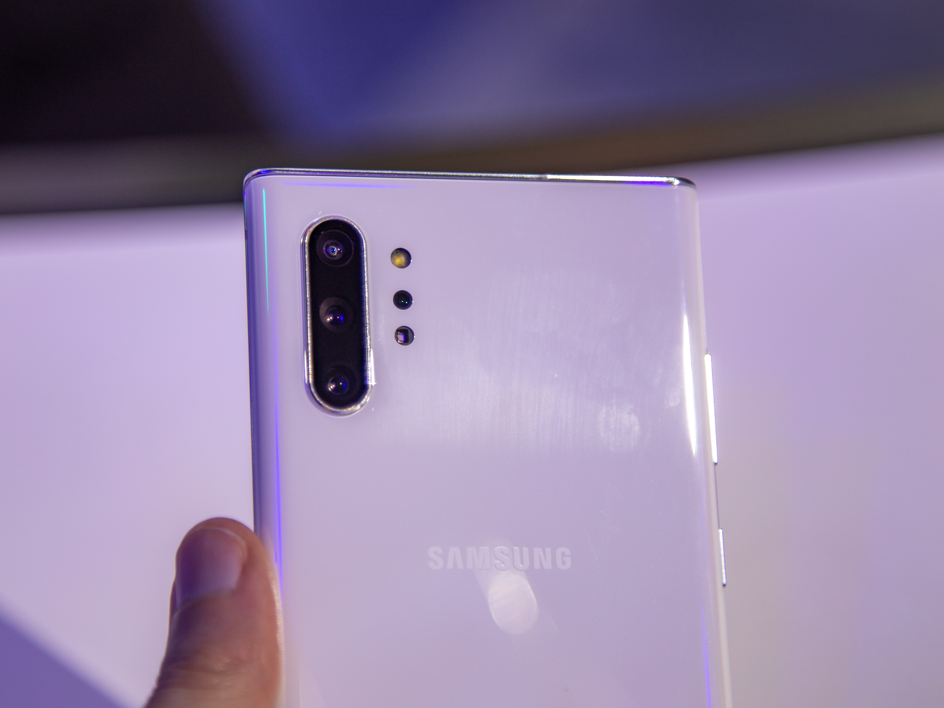 Galaxy Note10 hands-on: Samsung falls behind the competition - Ars Technica
