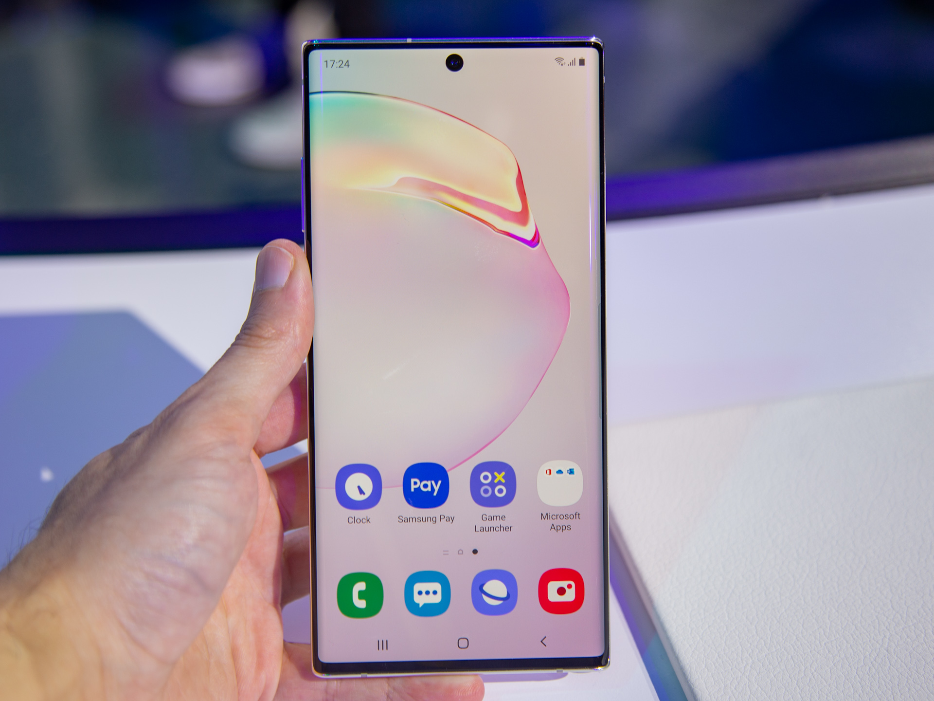 How does Samsung's new Galaxy Note 10 compare to the Galaxy S10?