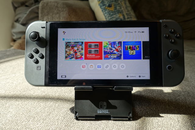 Retro NES JoyCon  Best Nintendo Switch Accessory? 