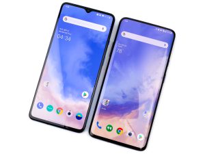 Pictures of the OnePlus 7T.