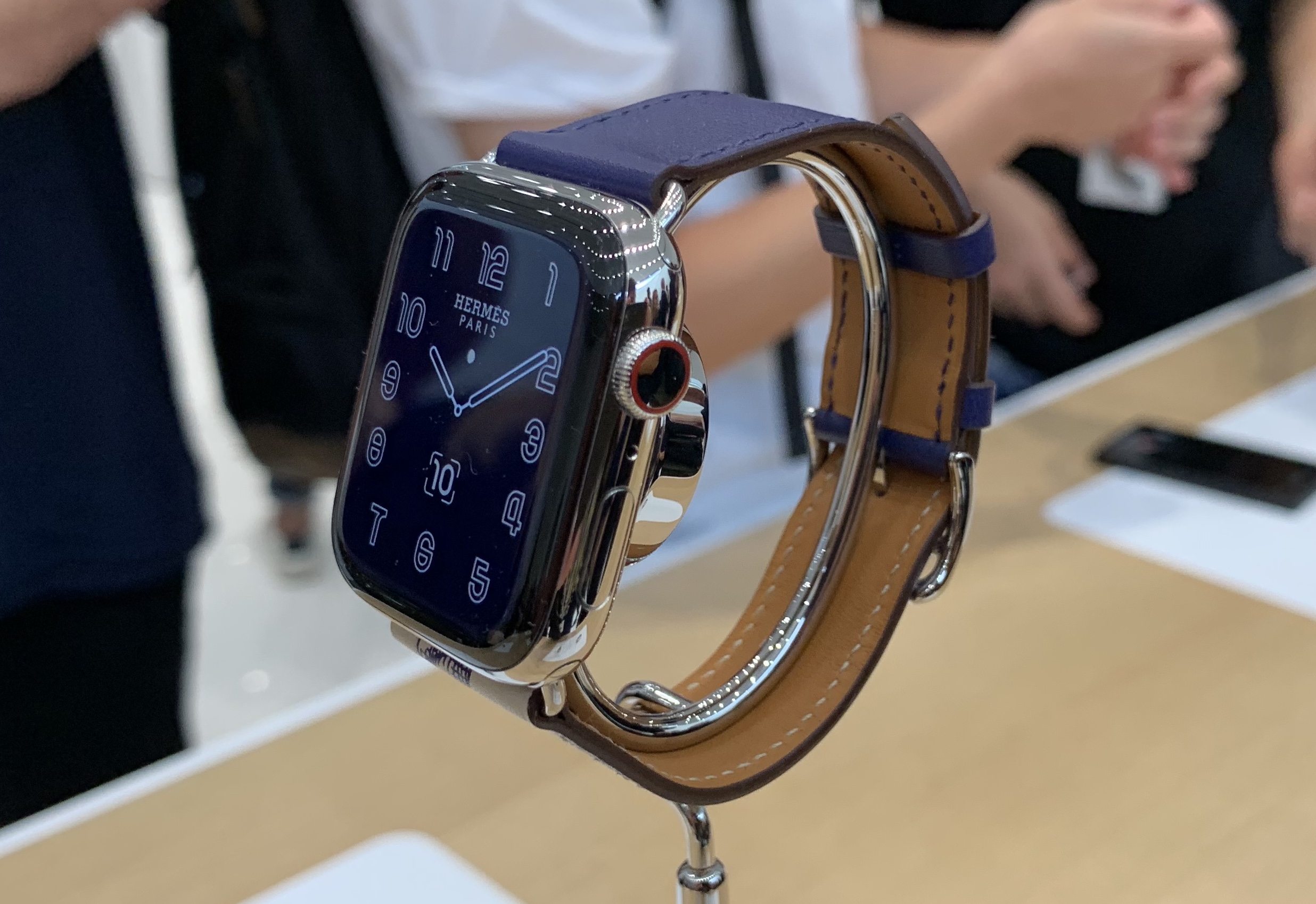 Apple Watch series 5 hands-on: Software is king - Ars Technica
