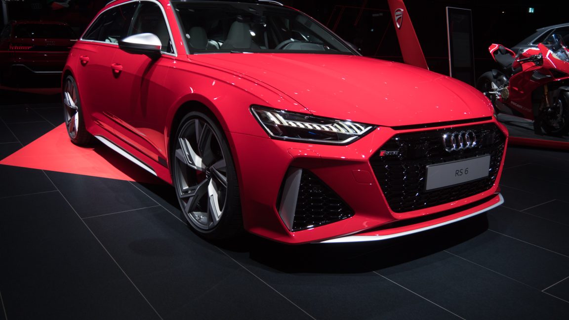 Audi RS6 Avant at IAA 2019