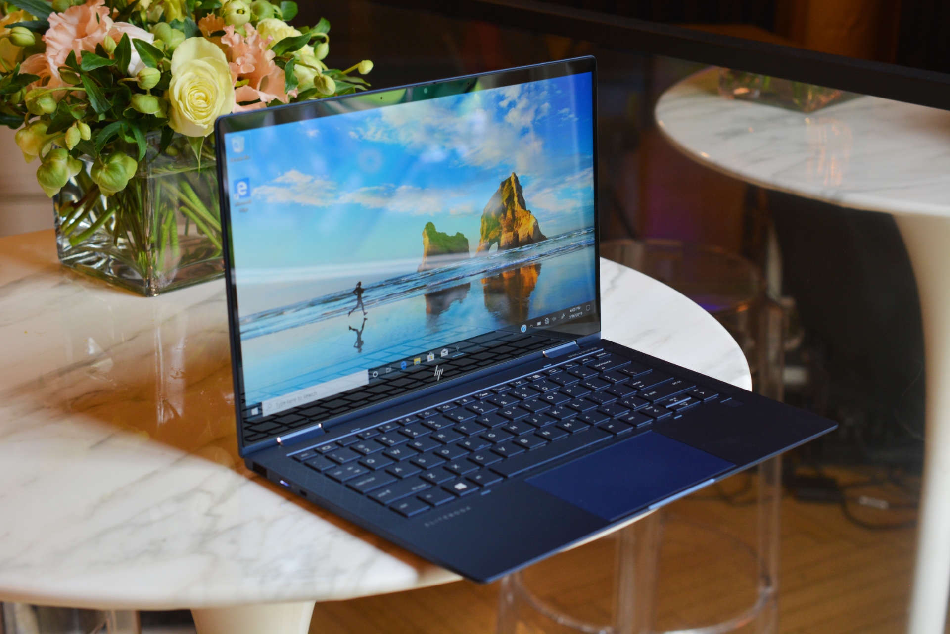HP debuts Elite Dragonfly 2-in-1 with ultra-light chassis, 24-hour