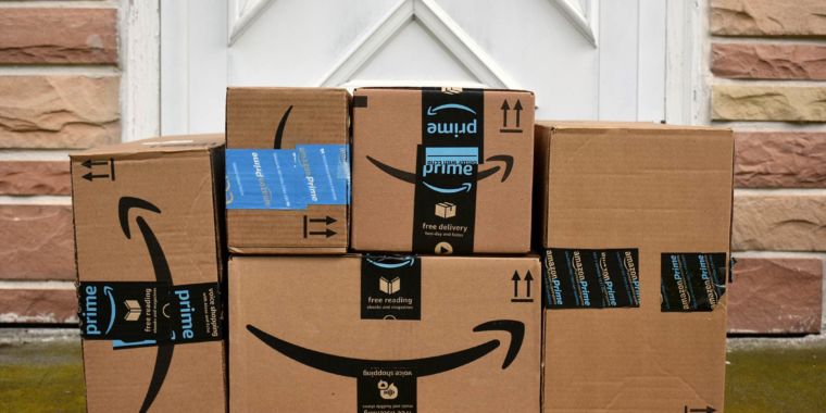 photo of DOJ: Amazon workers took bribes to reinstate sellers of dangerous products image
