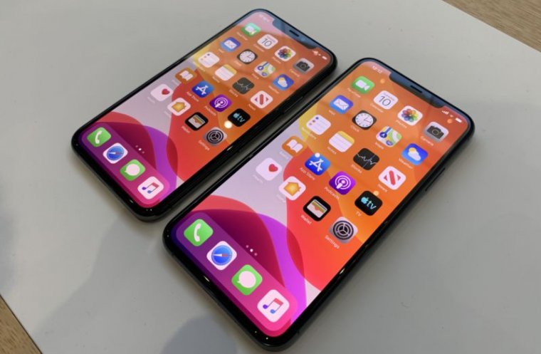 Another view of the iPhone 11 Pro and iPhone 11 Pro Max.