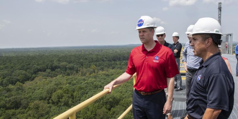 Amid questions about leadership, NASA is “close” to making a key hire