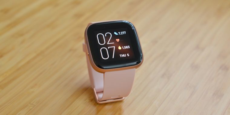 fitbit versa 2 clock settings