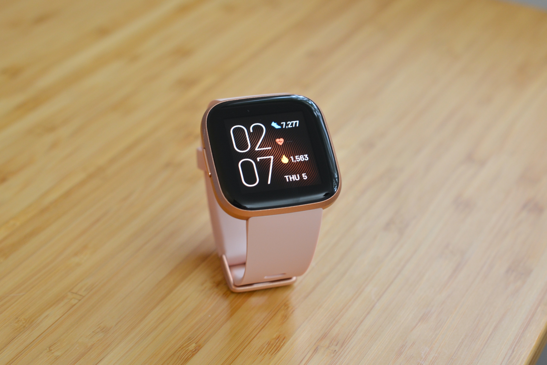 fitbit versa 2 review