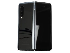 Pictures of the Galaxy Fold.