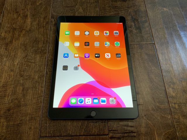 The new 2019, 7th-generation iPad.