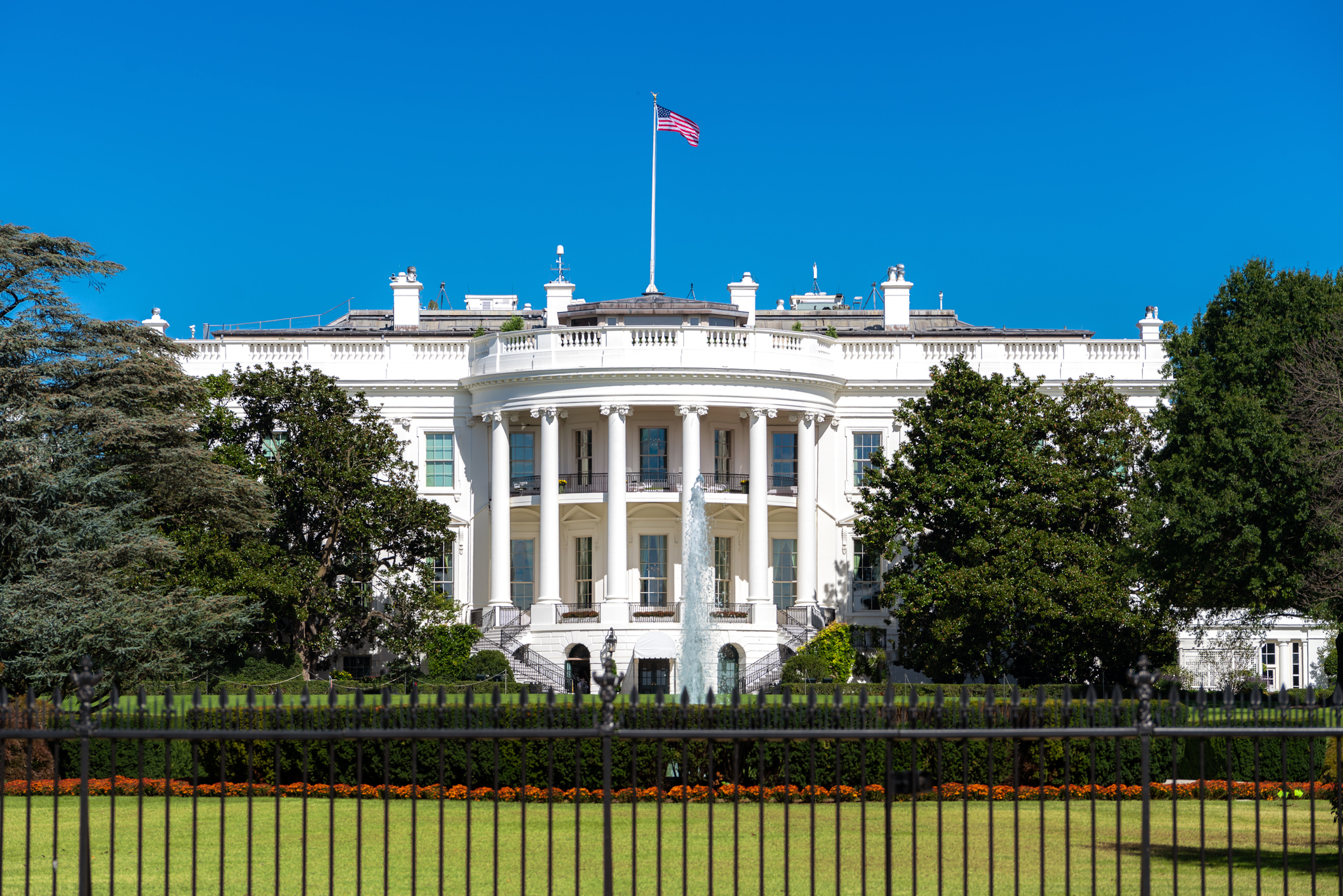 White House kicks infosec team to curb in IT office shakeup | Ars ...