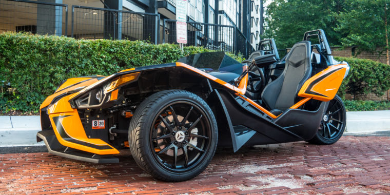 Extroverts only! We test the 2019 Polaris Slingshot SLR three-wheeler