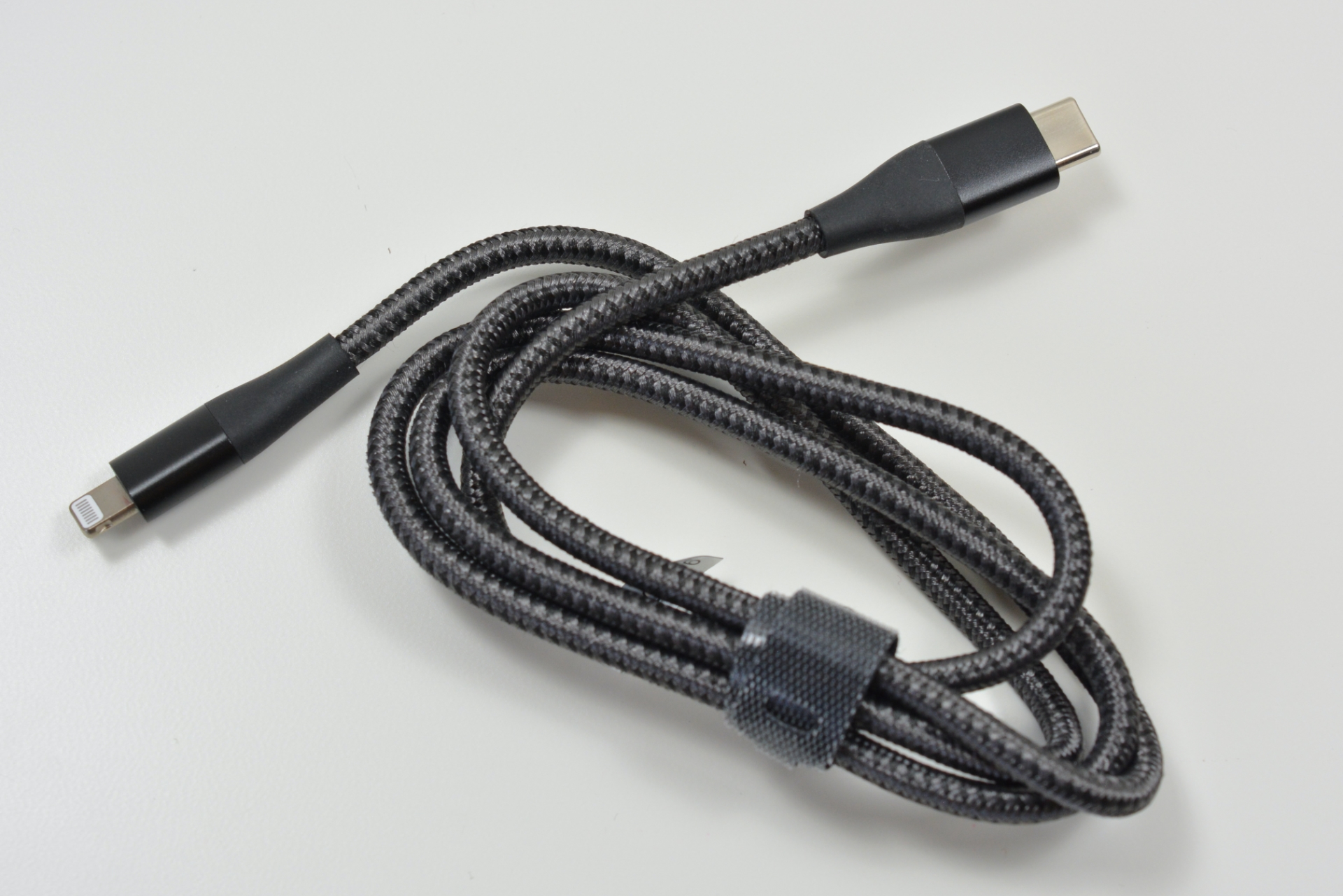 Charging Cable Can Be Charged and Data Transmission Synchronous Fast Charging Cable-Slamdunk Round USB Data Cable 