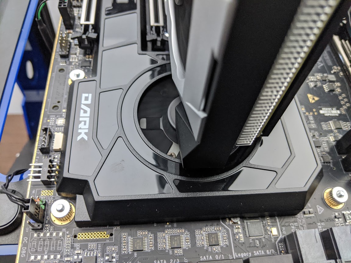 アイロテック Intel Core i9-10980XE—a step forward for AI, a step back for