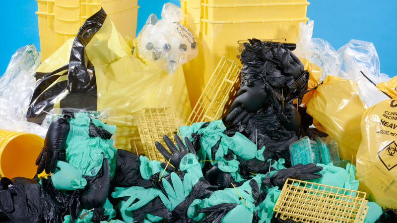 There is no shortage of plastic in your average science lab.