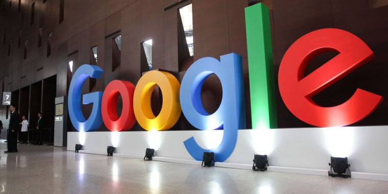 Google will offer checking accounts, says it won’t sell the data