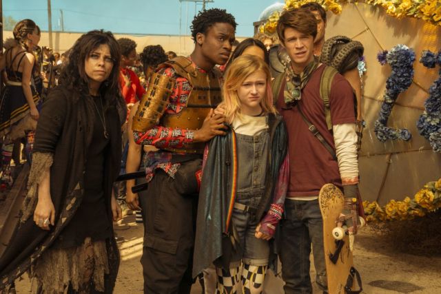 Teens struggle to restore order in the wake of a zombie apocalypse in <em>Daybreak</em>.