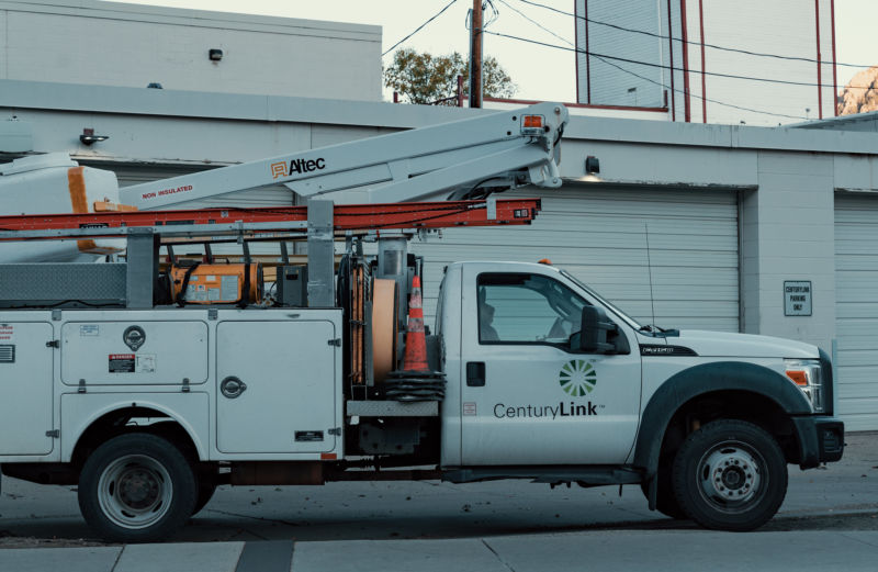 frontier communications truck