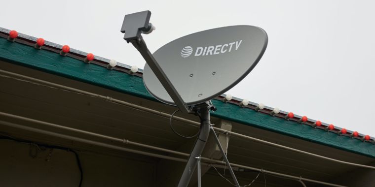 AT&T may retain majority ownership of DirecTV as it closes the final deal