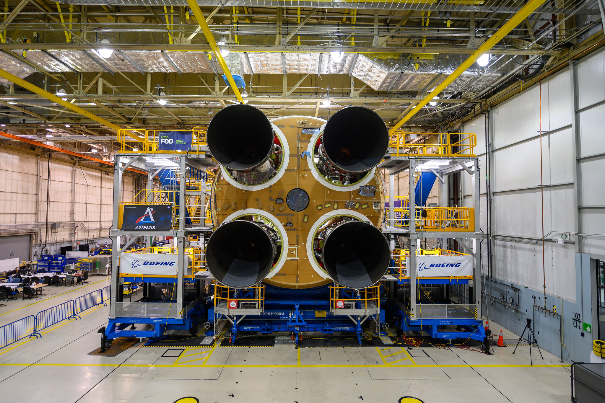 Boeing finally completes SLS core stage, packs it for Mississippi tests ...