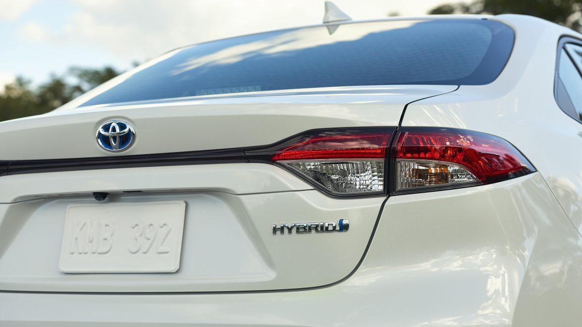 Toyota Corolla Hybrid badge